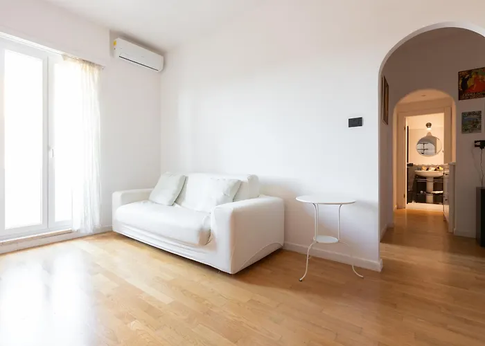 Agostini 9- Bright Flat Apartmán